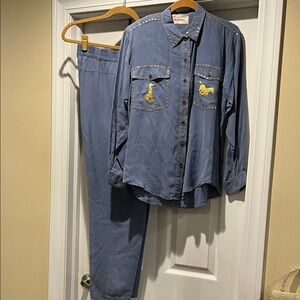 VTG Mardel. Size small. Blue Embellished Shirt and Pants Set